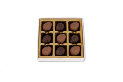9 pc Vanilla and Chocolate Butter Cream Assortment